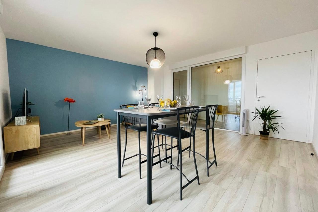 Bright Apartment In A New Building With Garage Тур Экстерьер фото